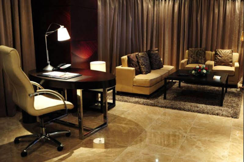 Hotel De Convencoes De Talatona Hcta Луанда Екстер'єр фото